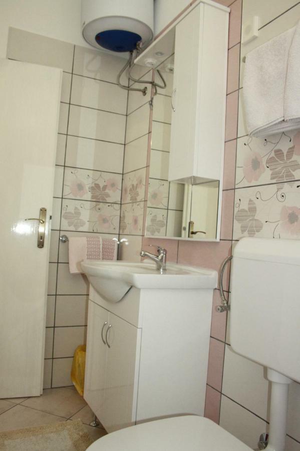 Guesthouse Matusan'S Place Banjol المظهر الخارجي الصورة
