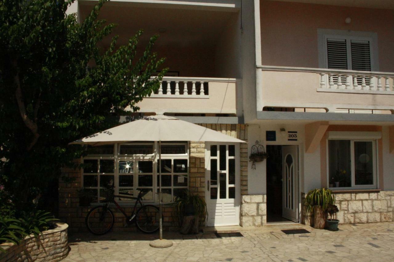 Guesthouse Matusan'S Place Banjol المظهر الخارجي الصورة