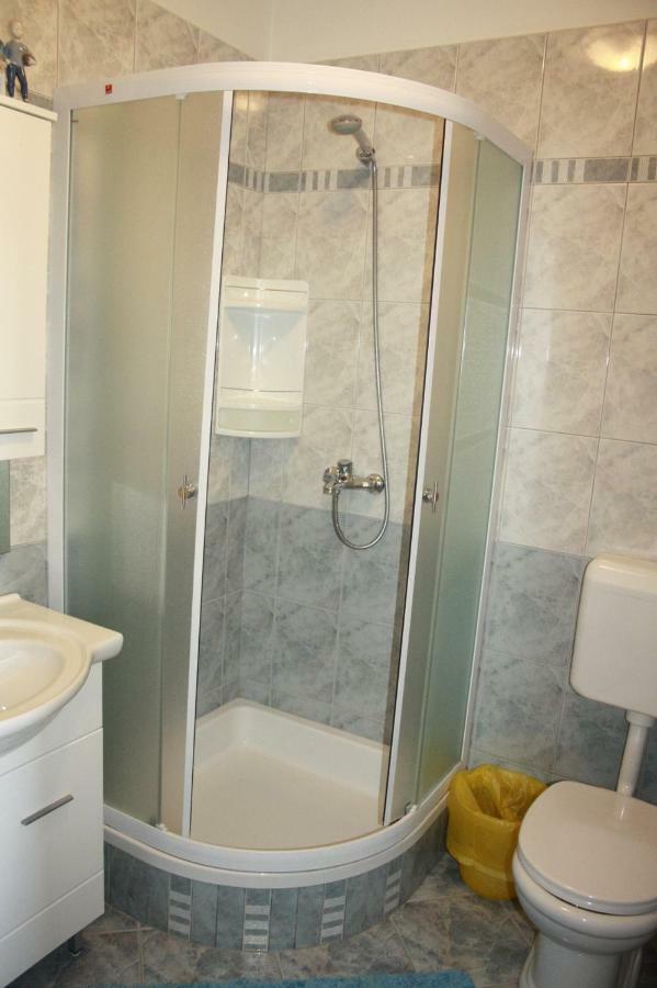 Guesthouse Matusan'S Place Banjol المظهر الخارجي الصورة